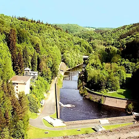 Modern House In With Terrace Сasa de vacaciones Jalhay