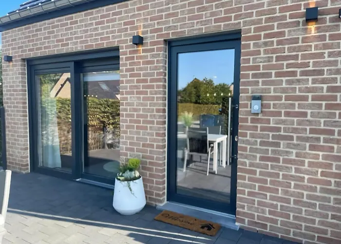 Modern House In With Terrace Hébergement de vacances